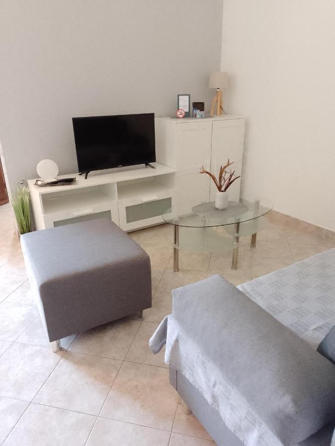 Apartamento Martina 2 Bašanija Exterior foto
